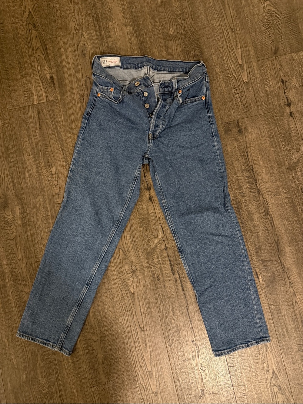 GAP Women's Cheeky Straight High Rise